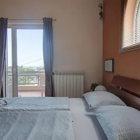 Olivo - Private Pool & Garden, Chania *