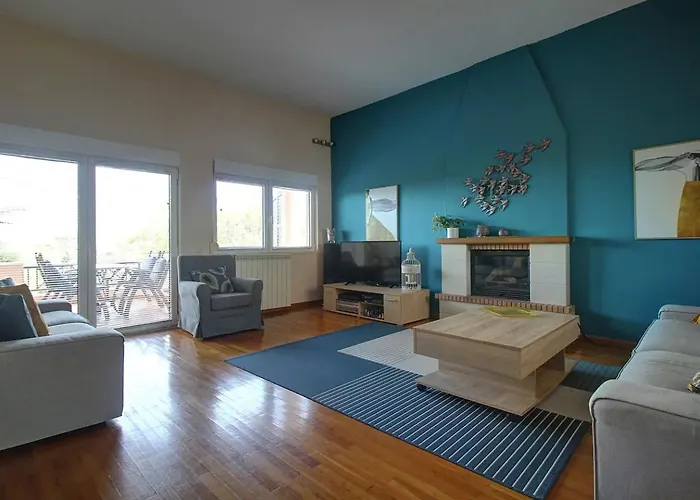 Olivo Kampani Villa *