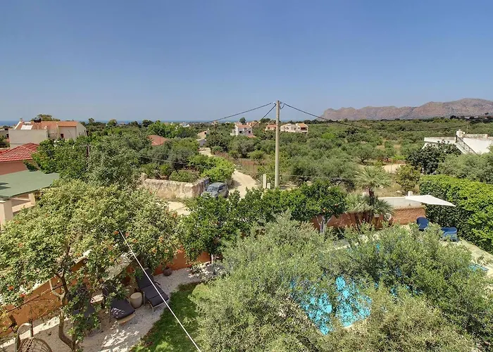 Olivo - Private Pool & Garden, Chania