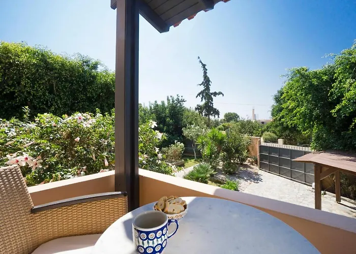 Villa Olivo - Private Pool & Garden, Chania