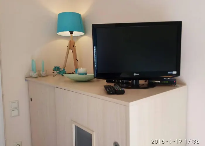 Villa Olivo - Private Pool & Garden, Chania