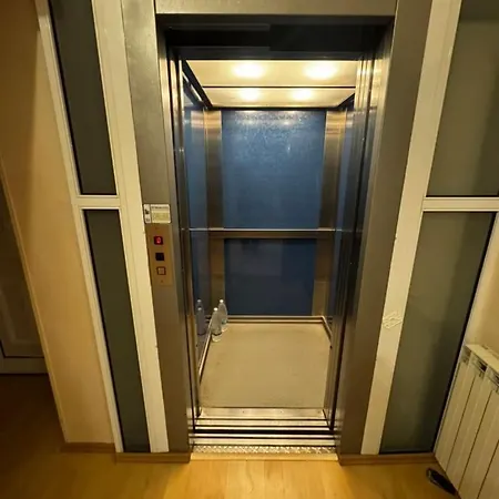 Olivo Kampani * La Canée